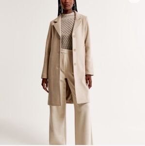 Abercrombie Wool-Blend Dad Coat in Taupe Small